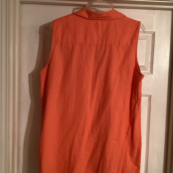 Kim Rogers linen tunic top - Picture 2 of 6